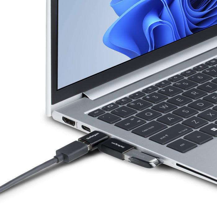StarTech.com USB-C to USB-A Adapter, Right-Angled, USB 5Gbps, 3A, USB-C Male to USB-A Female Converter, Durable Metal Housing - Thunderbolt Compatible, USB Type-C, USB Type-A, Black
