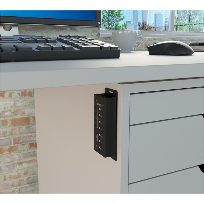 StarTech.com 4 Port USB 3.0 Hub (5Gbps) plus 3 Dedicated USB Charging Ports (2 x 1A & 1 x 2A) - Wall Mountable Metal Enclosure, USB 3.2 Gen 1 (3.1 Gen 1) Type-B, USB 2.0, USB 3.2 Gen 1 (3.1 Gen 1) Type-A, 5000 Mbit/s, Black, Aluminium, DC