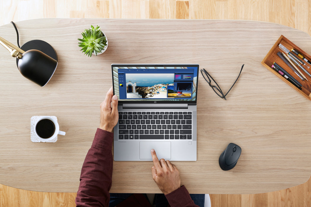 HP ProBook 430 G8, Intel® Core™ i5, 33.8 cm (13.3"), 1920 x 1080 pixels, 8 GB, 256 GB, Windows 10 Pro