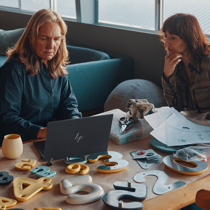 HP Dragonfly G4, Intel® Core™ i7, 34.3 cm (13.5"), 1920 x 1280 pixels, 32 GB, 512 GB, Windows 11 Pro