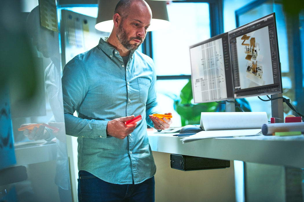 HP Z27k G3 4K USB-C Display, 68.6 cm (27"), 3840 x 2160 pixels, 4K Ultra HD, LED, 5 ms, Silver