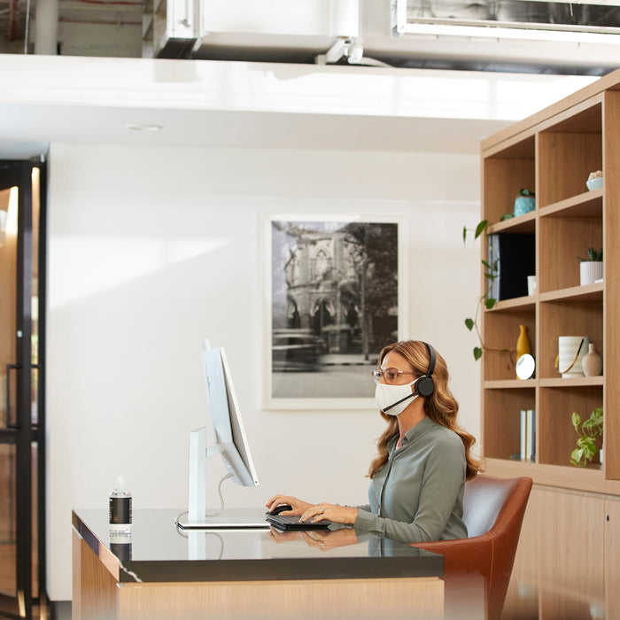 HP EliteOne 800 G8 27, 68.6 cm (27"), Quad HD, Intel® Core™ i5, 8 GB, 256 GB, Windows 10 Pro