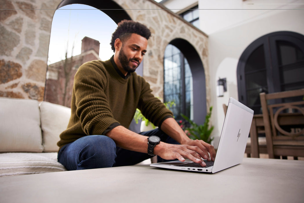 HP EliteBook 845 G8, AMD Ryzen™ 5, 2.3 GHz, 35.6 cm (14"), 1920 x 1080 pixels, 8 GB, 256 GB