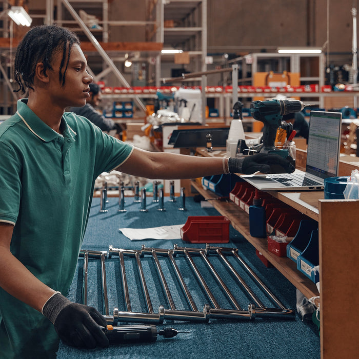 HP EliteBook 650 G10, Intel® Core™ i7, 39.6 cm (15.6"), 1920 x 1080 pixels, 16 GB, 512 GB, Windows 11 Pro