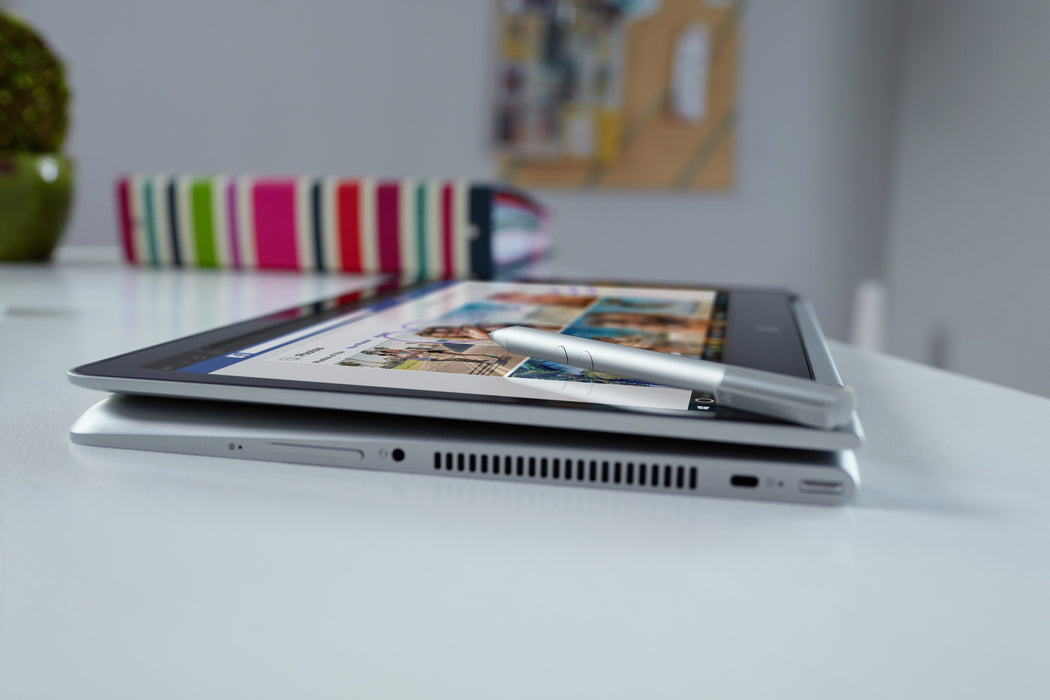HP Pavilion x360 - 14-ba104na, Intel® Core™ i5, 1.6 GHz, 35.6 cm (14"), 1920 x 1080 pixels, 8 GB, 256 GB