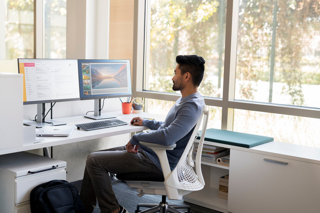 HP E24d G4 FHD USB-C Docking Monitor, 60.5 cm (23.8"), 1920 x 1080 pixels, Full HD, LED, 5 ms, Black, Silver