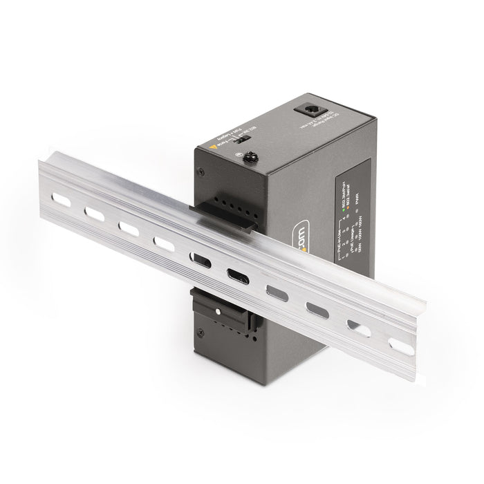 StarTech 4-Port Multi-Gigabit PoE++ Injector, 5/2.5/1G Ethernet (NBASE-T), PoE/PoE+/PoE++, Wall/DIN Rail Mountable, TAA
